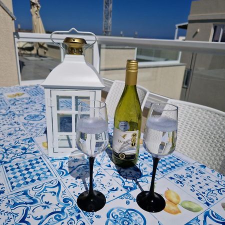 Sea View New Penthouse Terrace & Garage Parking Daire St. Paul's Bay Dış mekan fotoğraf