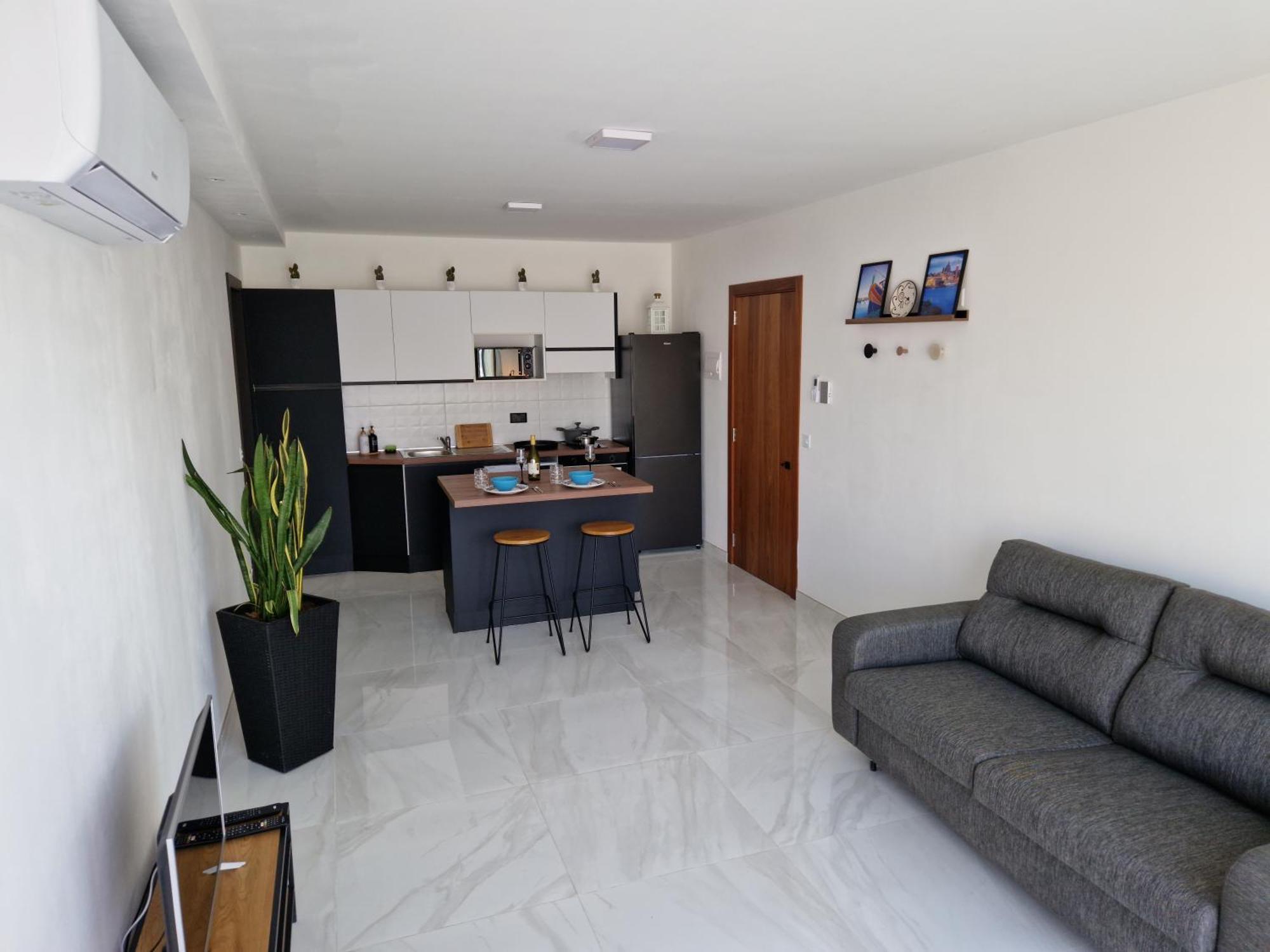 Sea View New Penthouse Terrace & Garage Parking Daire St. Paul's Bay Dış mekan fotoğraf