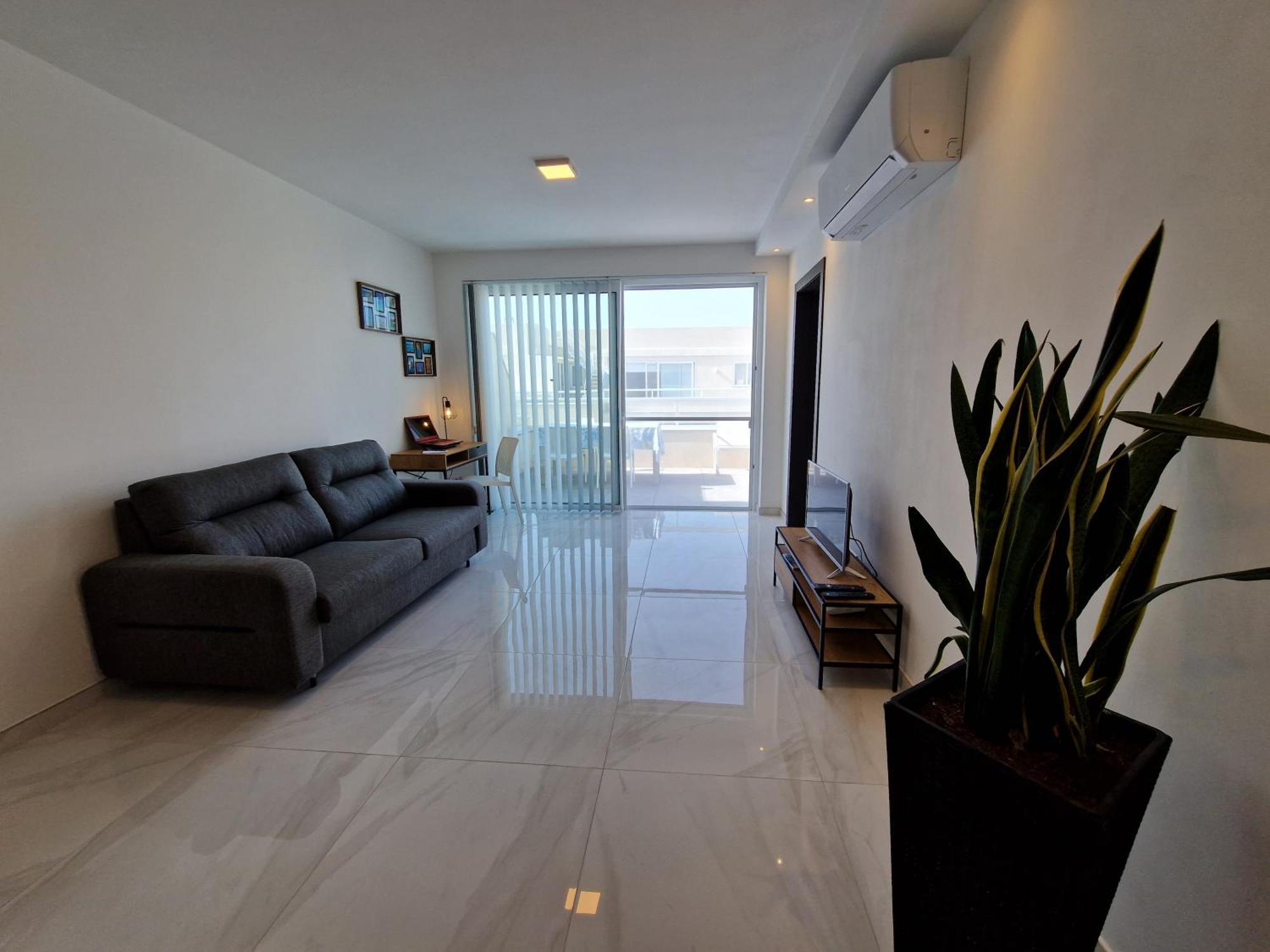Sea View New Penthouse Terrace & Garage Parking Daire St. Paul's Bay Dış mekan fotoğraf