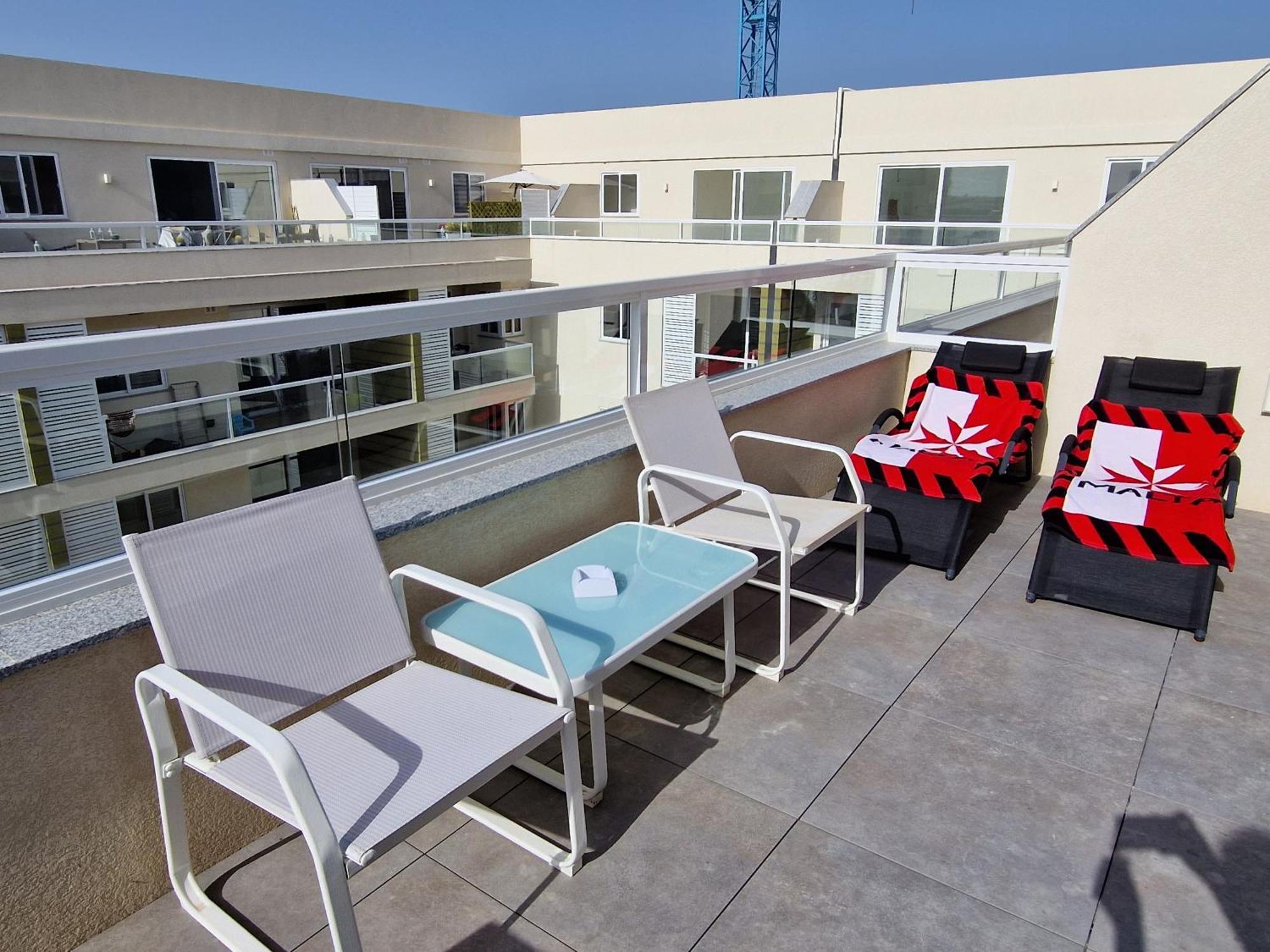 Sea View New Penthouse Terrace & Garage Parking Daire St. Paul's Bay Dış mekan fotoğraf